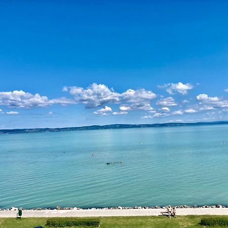 Balaton-Parti Luxus Lakas Lägenhet Siófok Exteriör bild